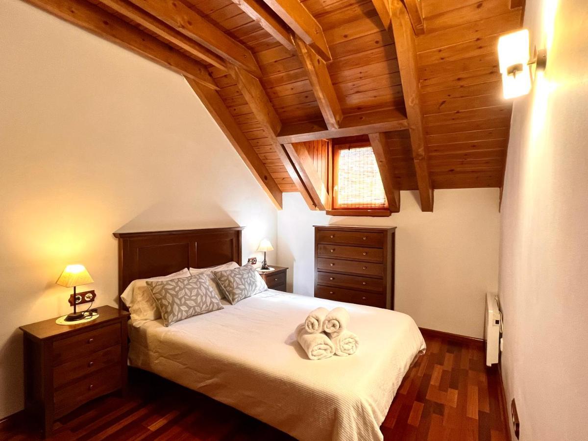 Apartament La Noguera - L'Amfitriona Rialp Esterno foto